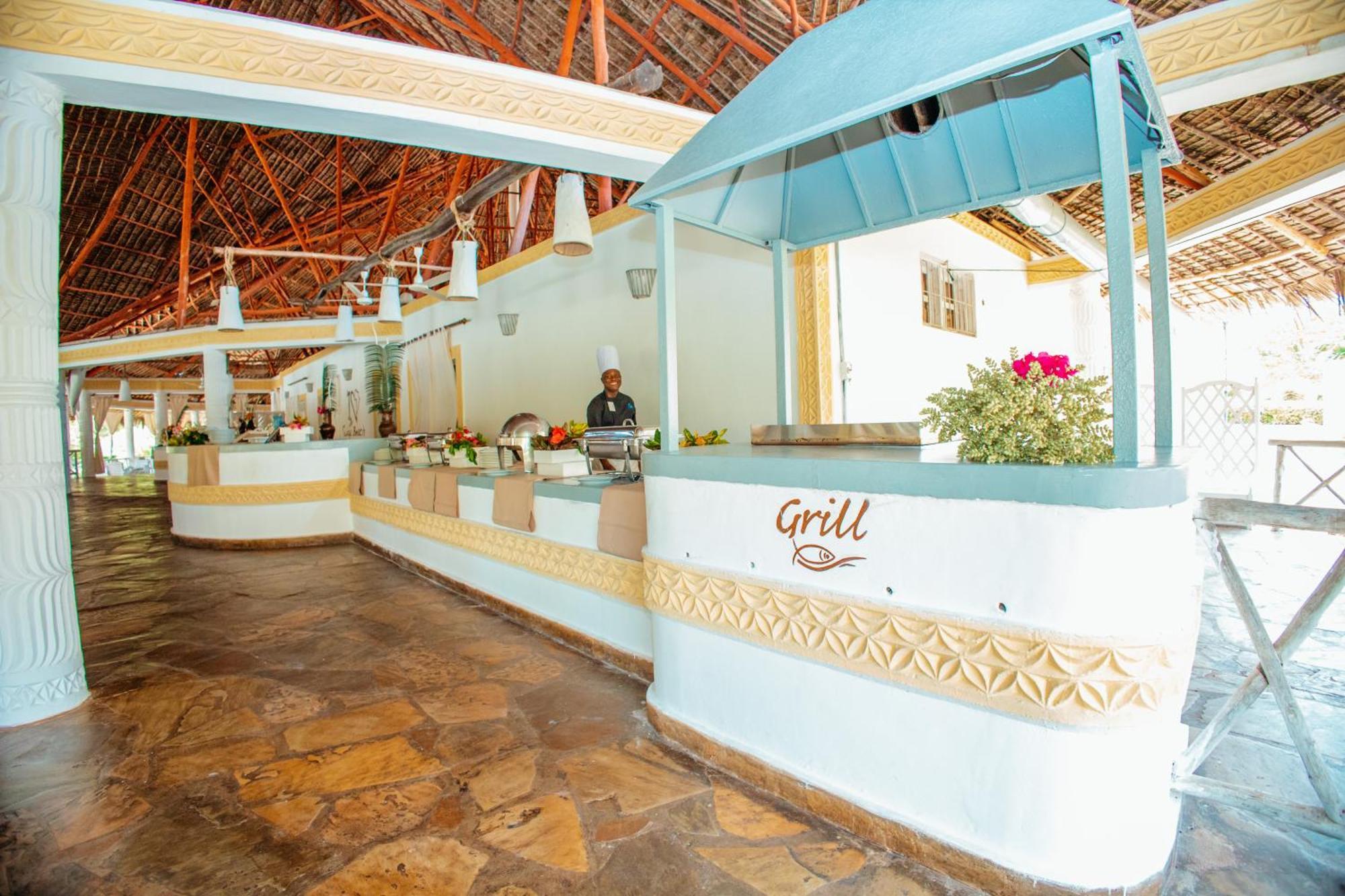 Twiga Beach Resort Watamu Ngoại thất bức ảnh