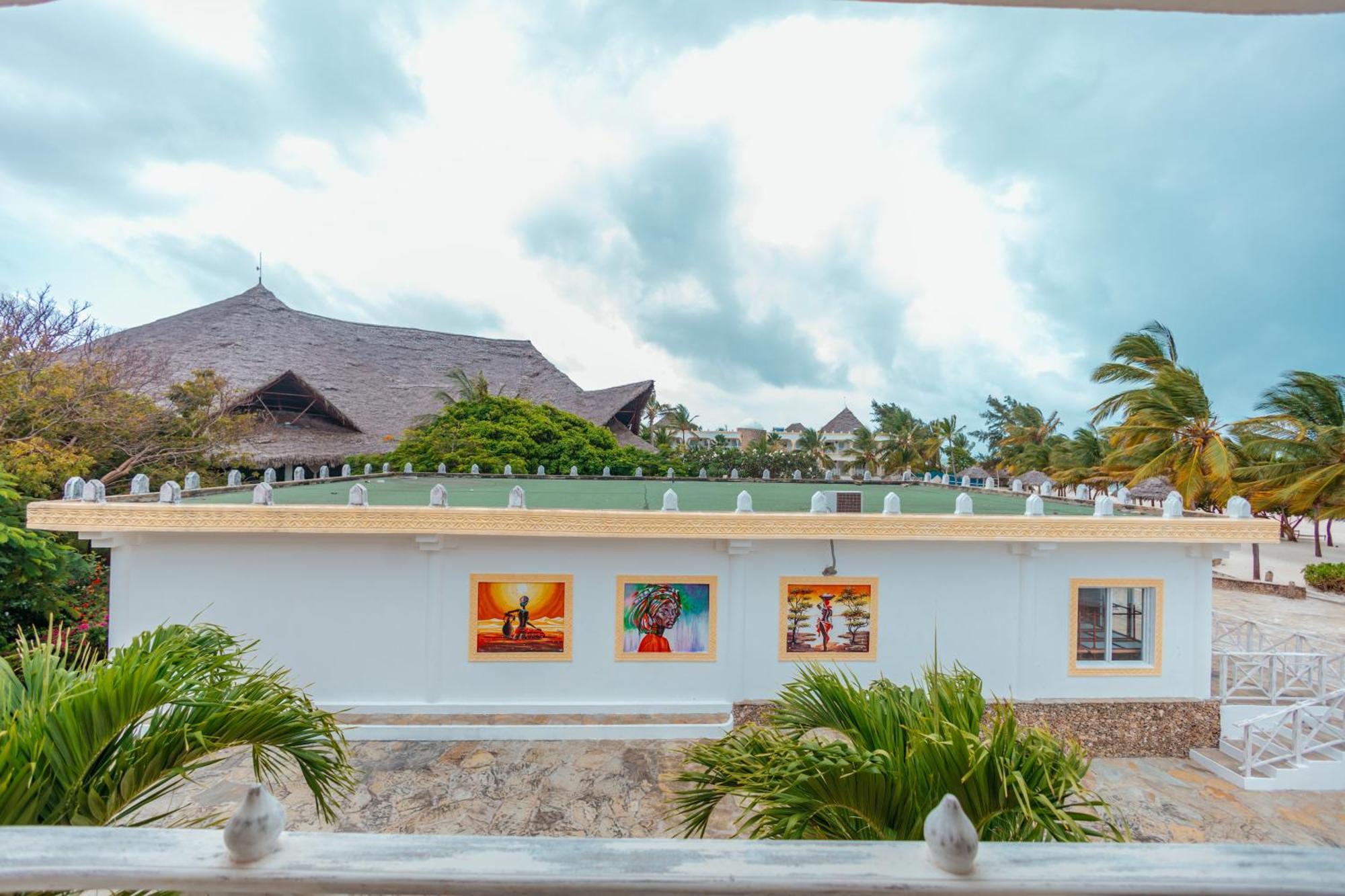 Twiga Beach Resort Watamu Ngoại thất bức ảnh